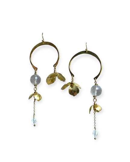 Balancing floral earrings - Sundara Joon