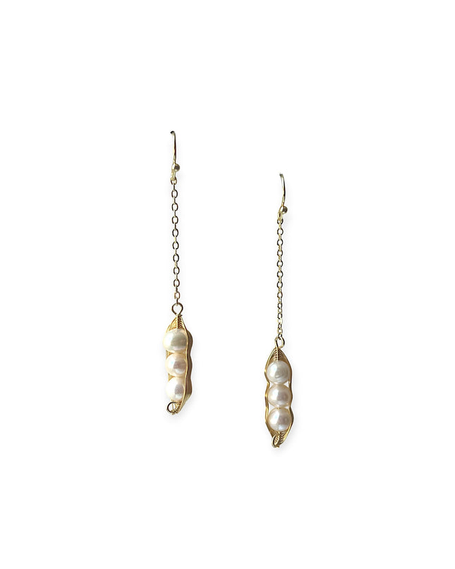 Chain earrings with a pearl cluster - Sundara Joon