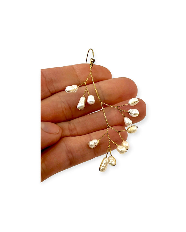 Delicate freshwater pearl earrings - Sundara Joon