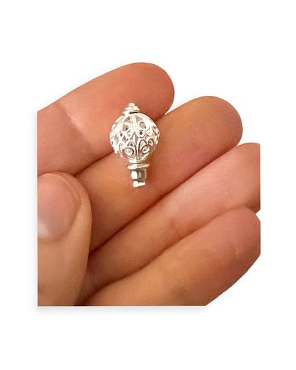 Delicate silver filigree stud earrings - Sundara Joon