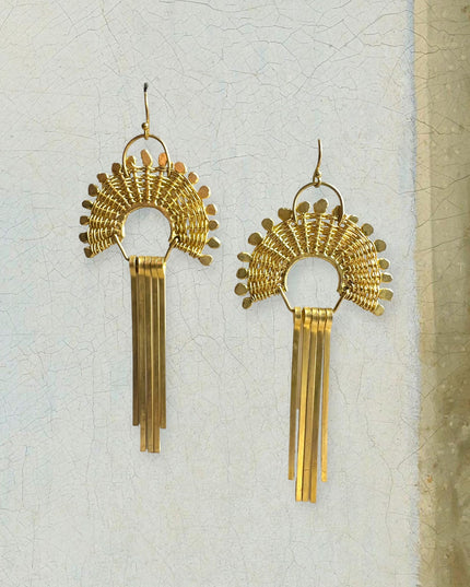 Fan shaped woven earrings - Sundara Joon