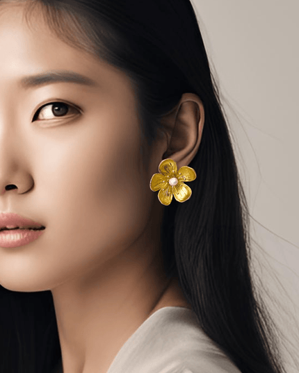 Pearl floral stud earrings - Sundara Joon