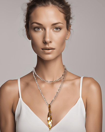 Quartz organic design necklace with pearls - Sundara Joon