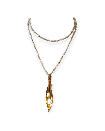 Quartz organic design necklace with pearls - Sundara Joon