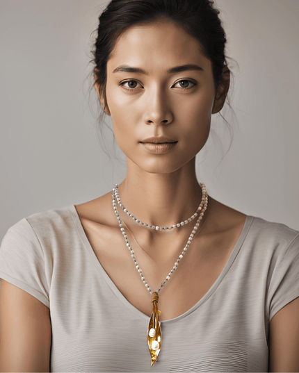 Quartz organic design necklace with pearls - Sundara Joon