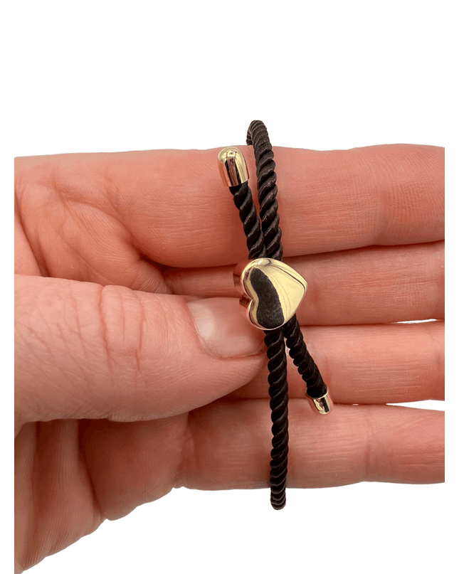 Adjustable bracelet with heart shaped charmSundara Joon