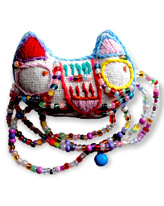 Curious kitty beaded fabric pin colorfully made - Sundara Joon