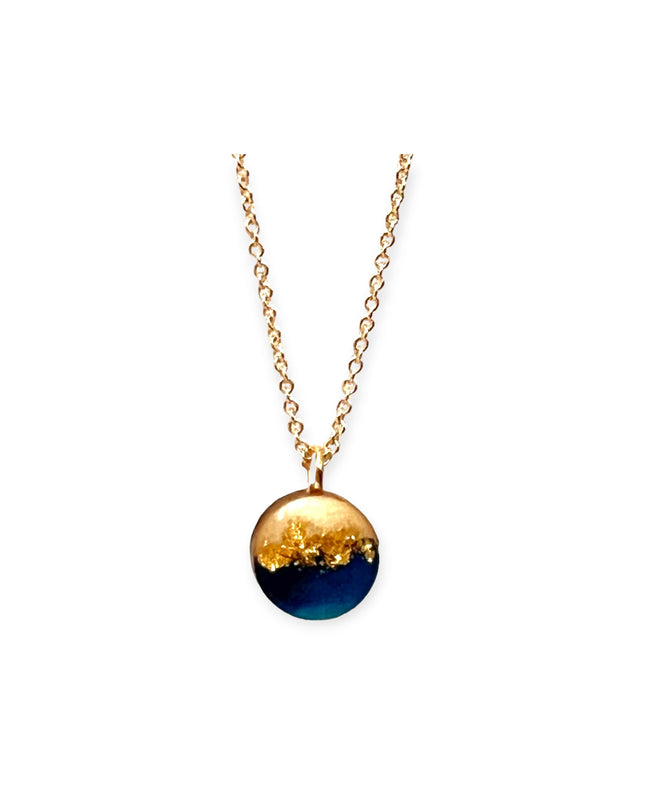 Delicate handcrafted circular pendant necklace - Sundara Joon