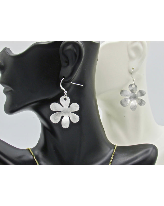 Drop flower earrings offer mod appeal - Sundara Joon