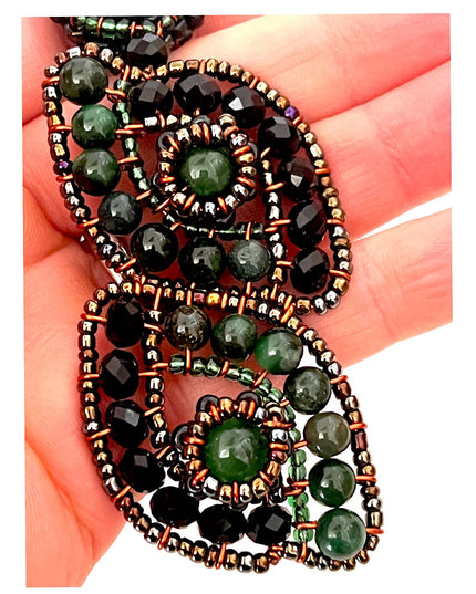 Organic green gemstone patterned necklace - Sundara Joon