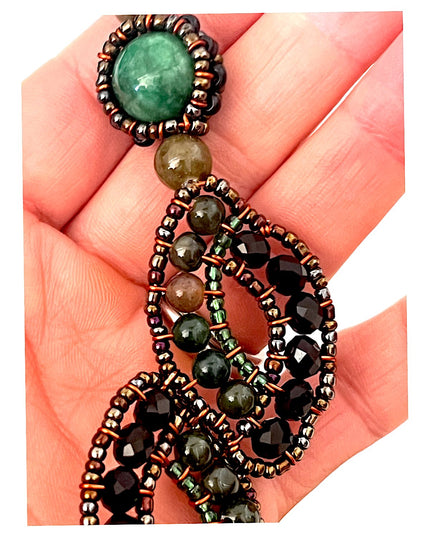 Organic green gemstone patterned necklace - Sundara Joon