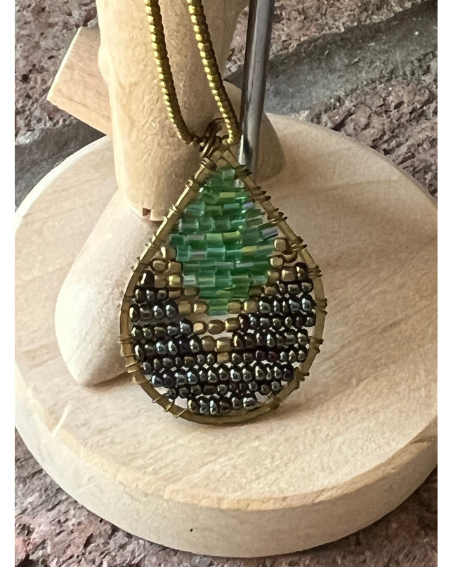 Teardrop beaded pendant necklace on a chain - Sundara Joon