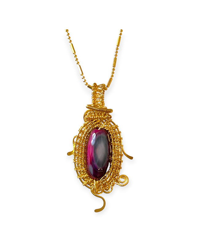 Woven oval agate pendant necklace with warm rich colors - Sundara Joon